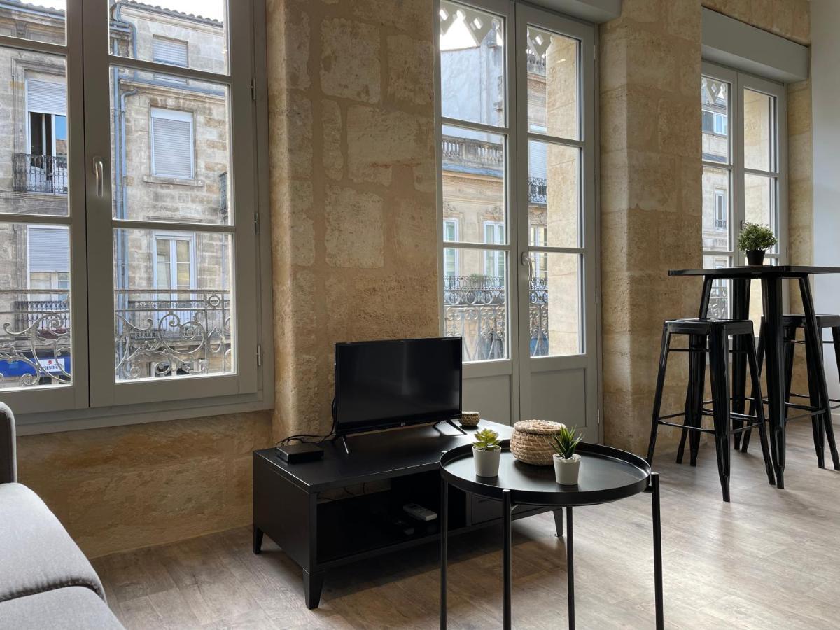 Superbes Studios De Charme, Lumineux Et Climatises En Plein Centre Bordeaux Exterior photo